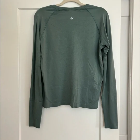 lululemon Swiftly Tech Waist Length Long Sleeve / Size 14 / Tidewater Teal - Picture 2 of 2